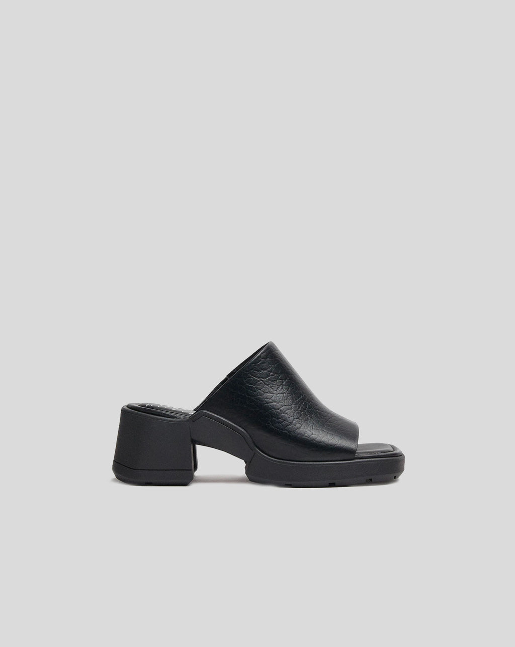 Clarin - Black