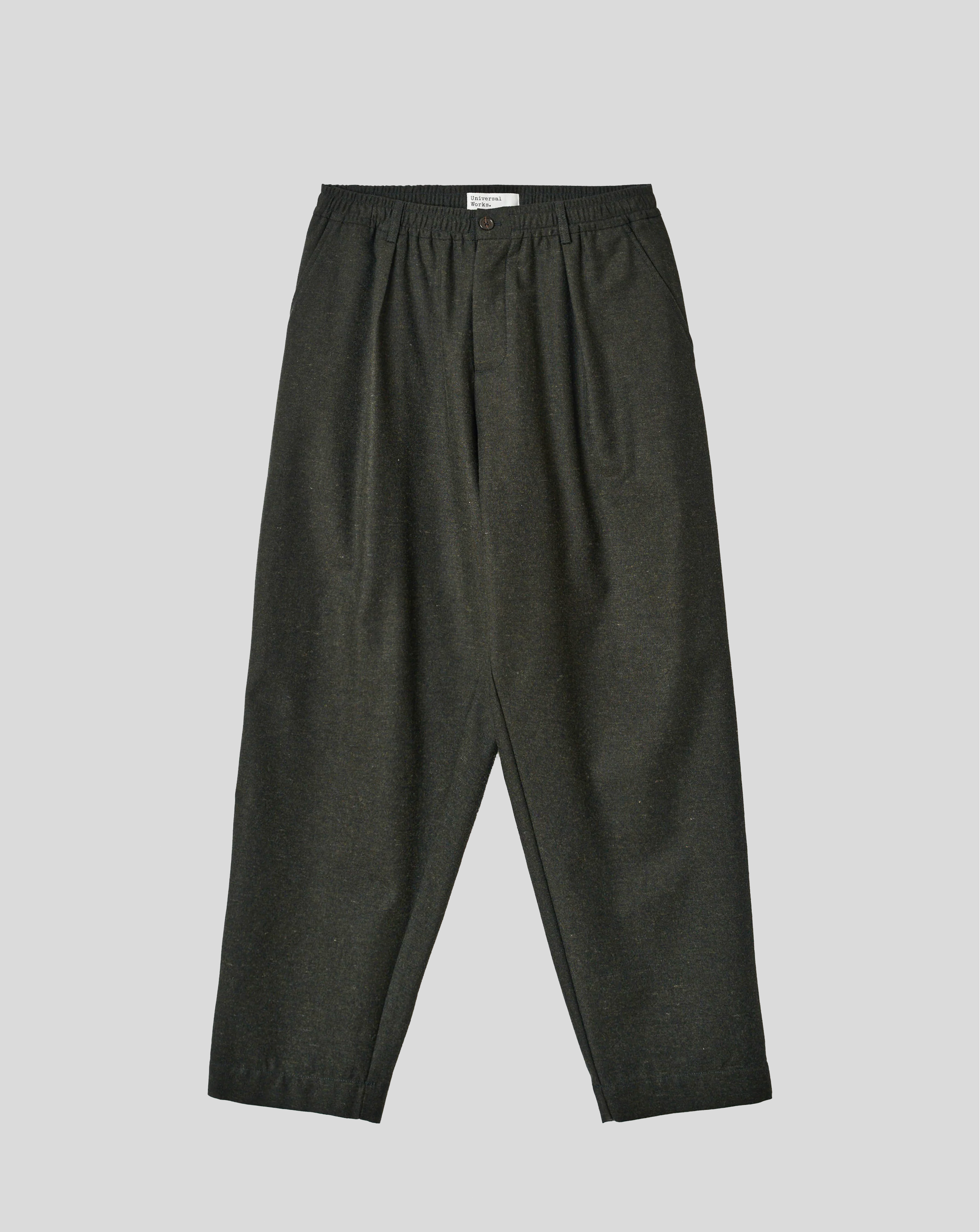 Pleated Track Brushed - Olive