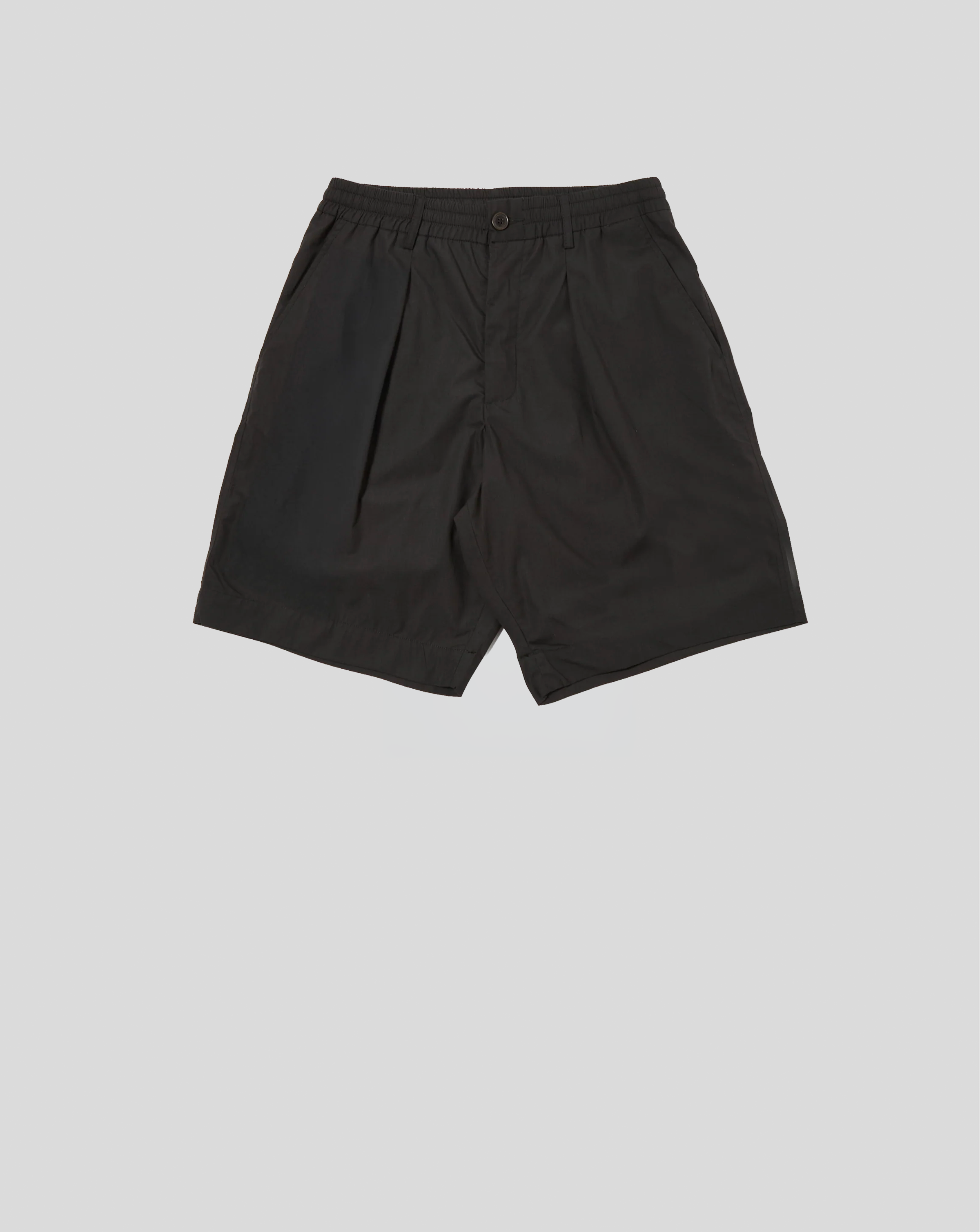 Pleated Track Short - Black
