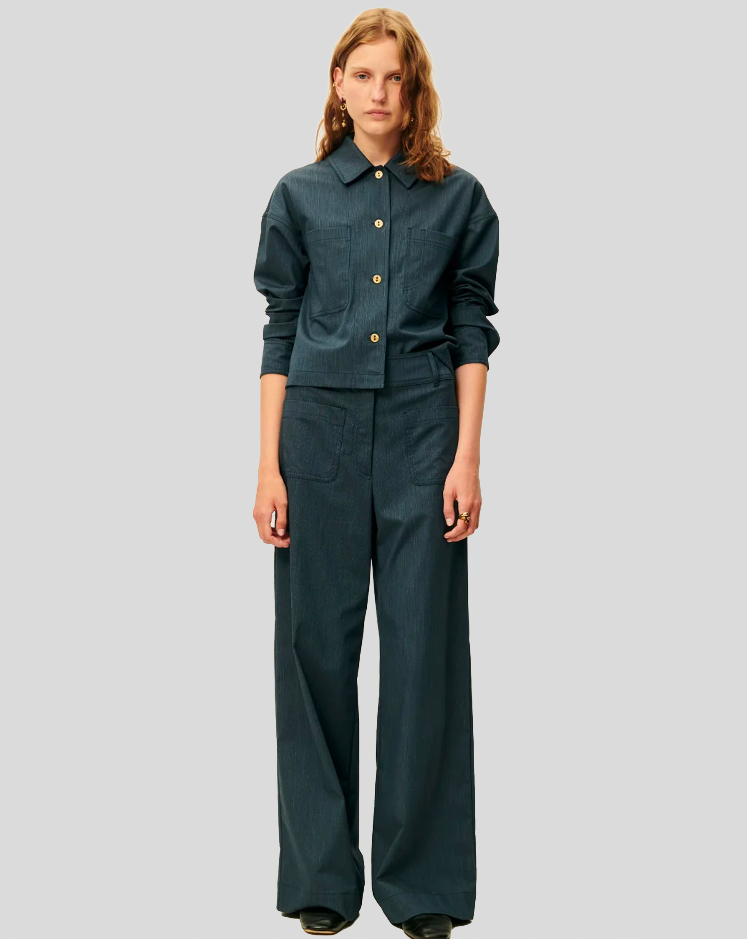 Manhatti - Worker Blue