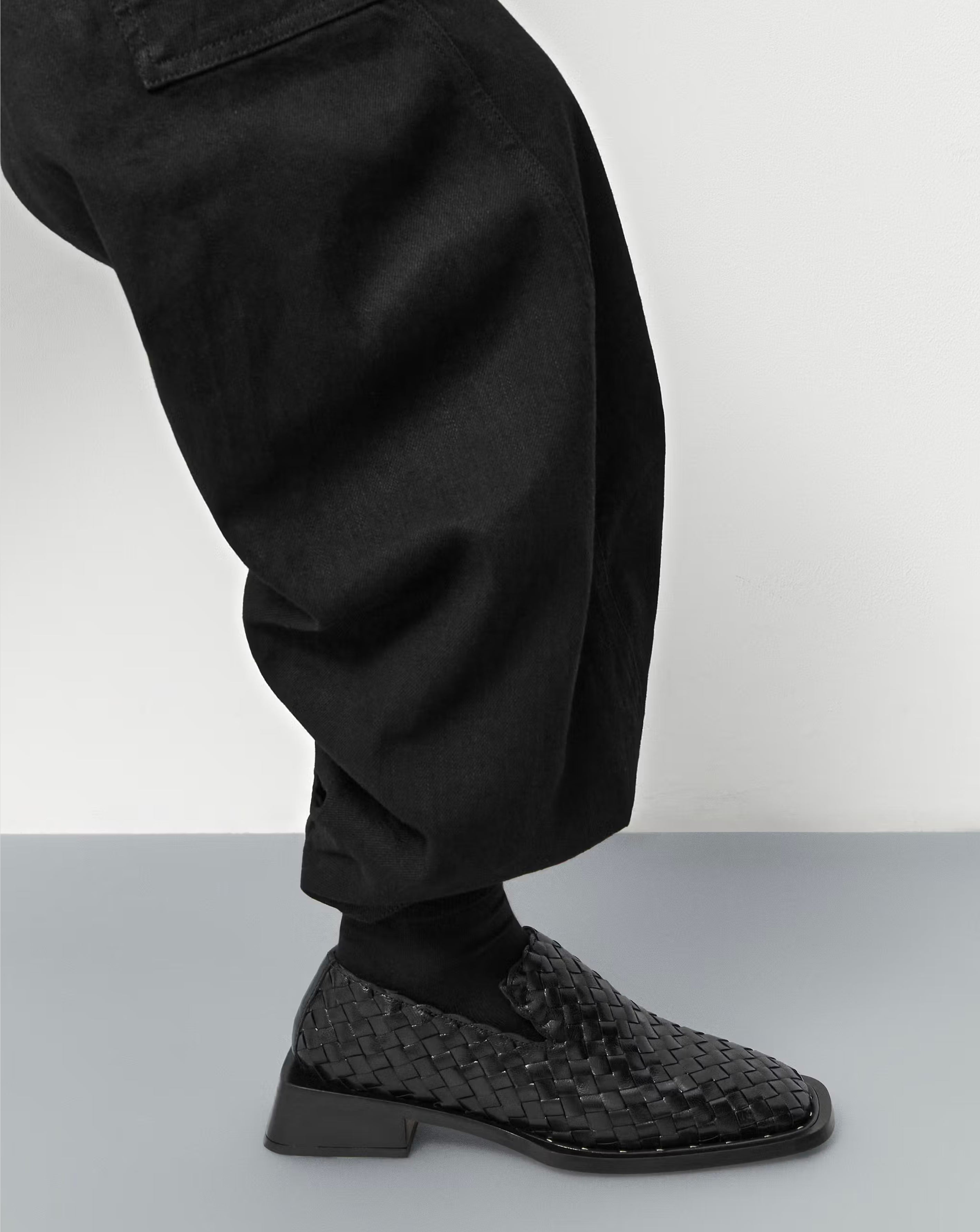 Skye - Black Loafers
