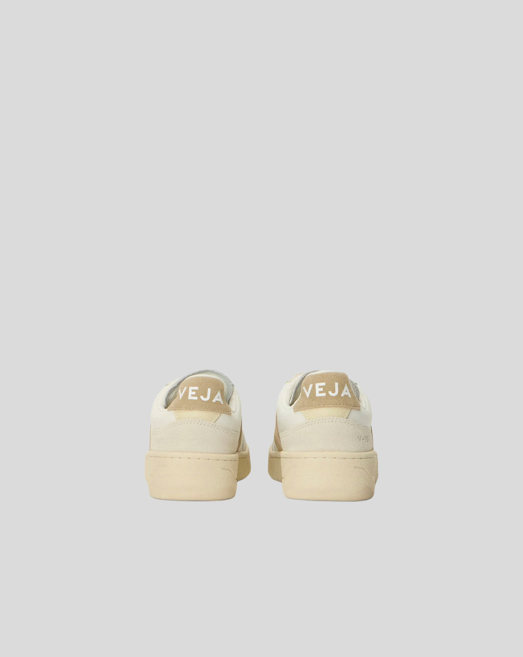 V-90  W - White taupe