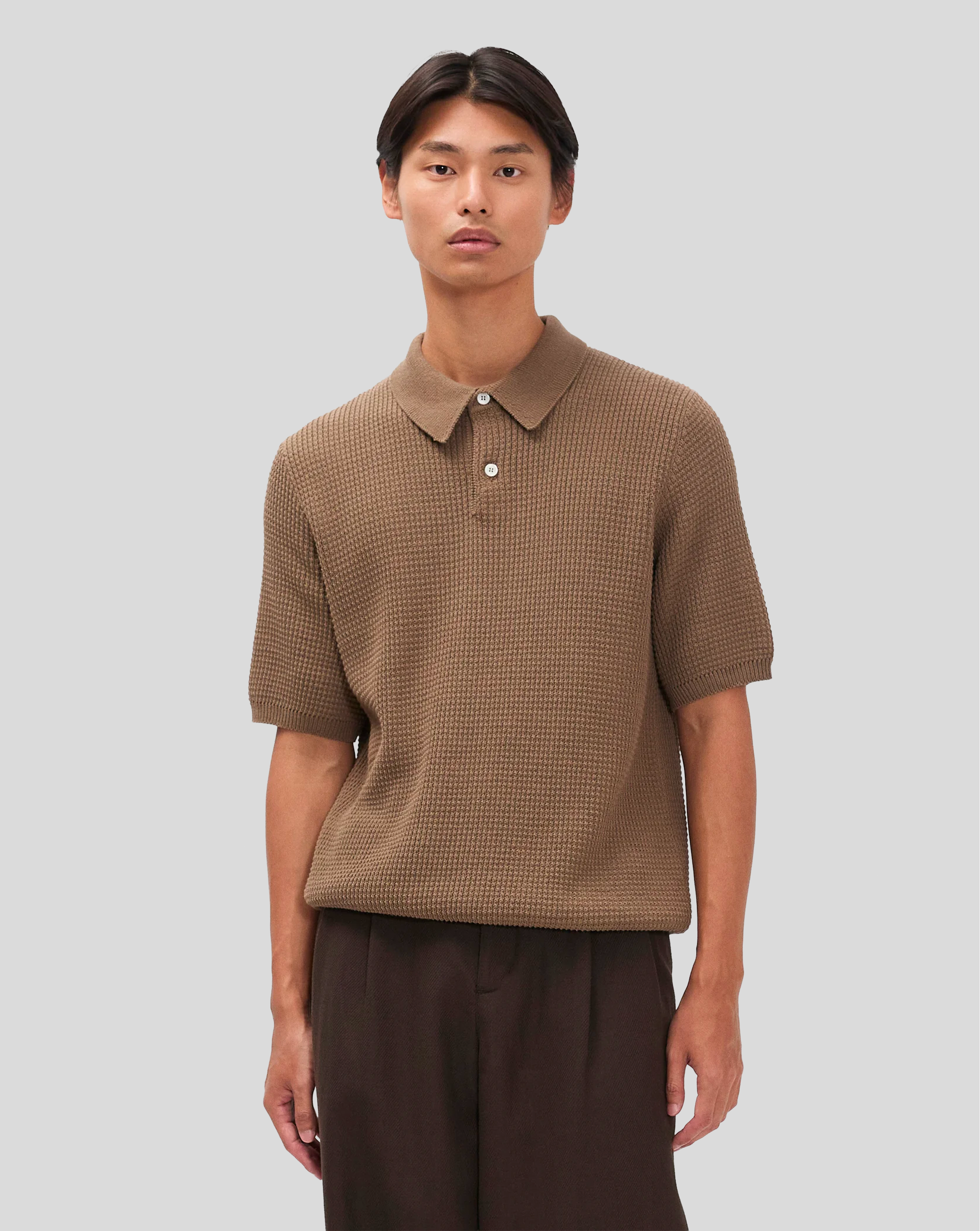 Anholt Polo - Walnut
