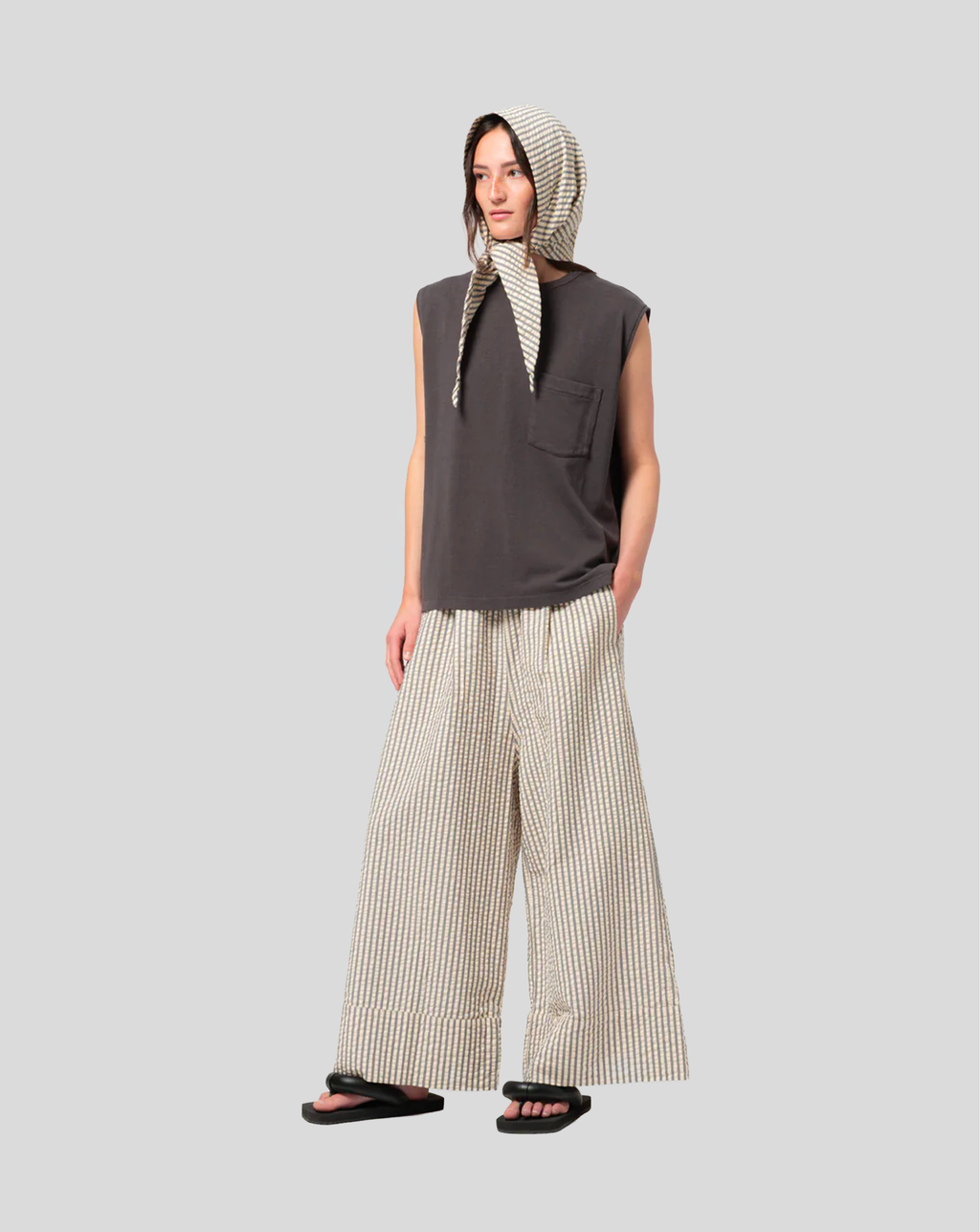 Jackie Scarf - Iron/Off white