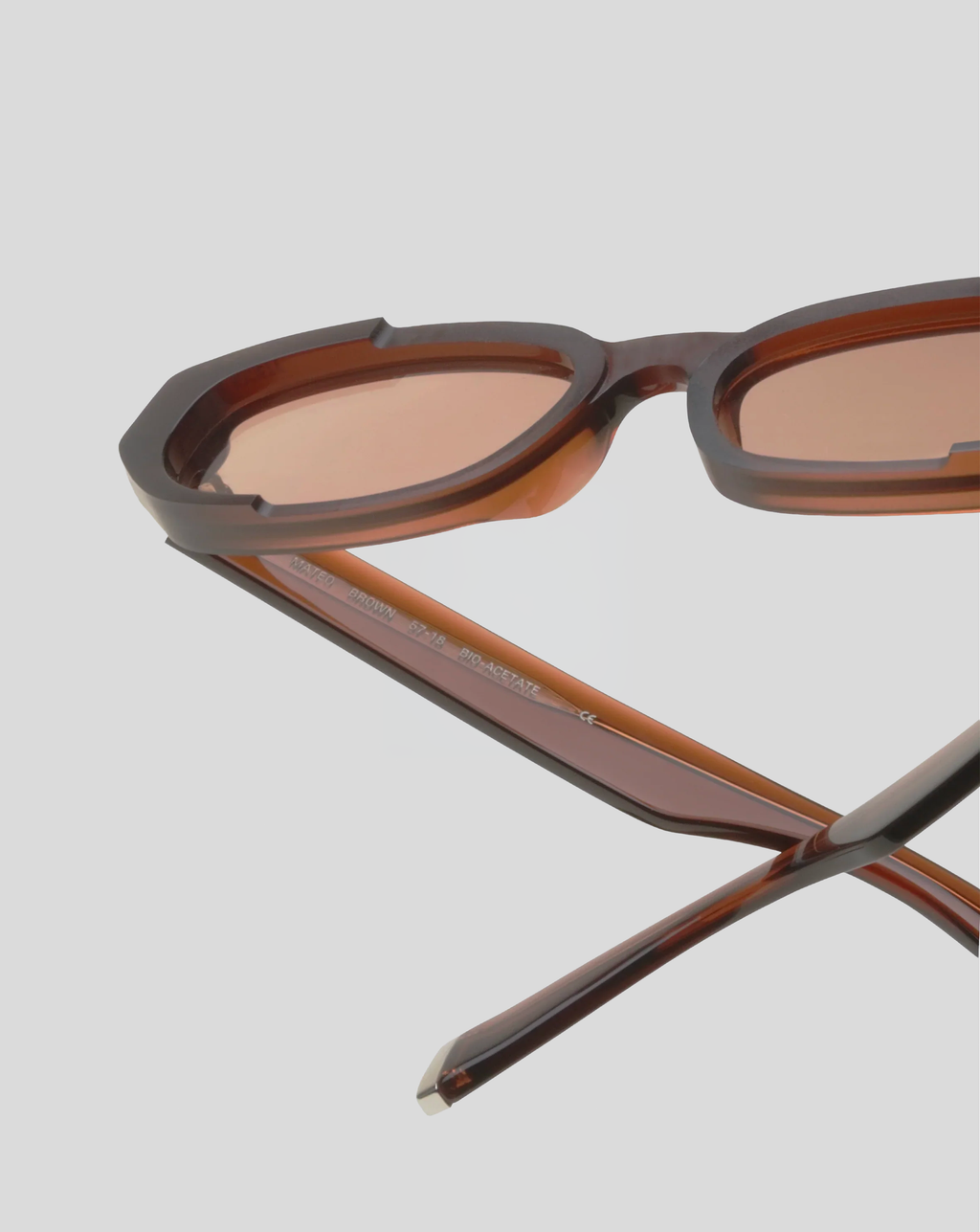 Mateo - Brown