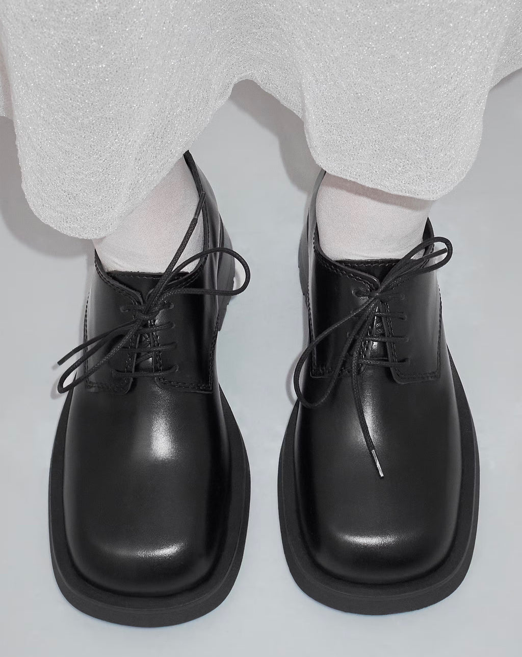 Althea - Black