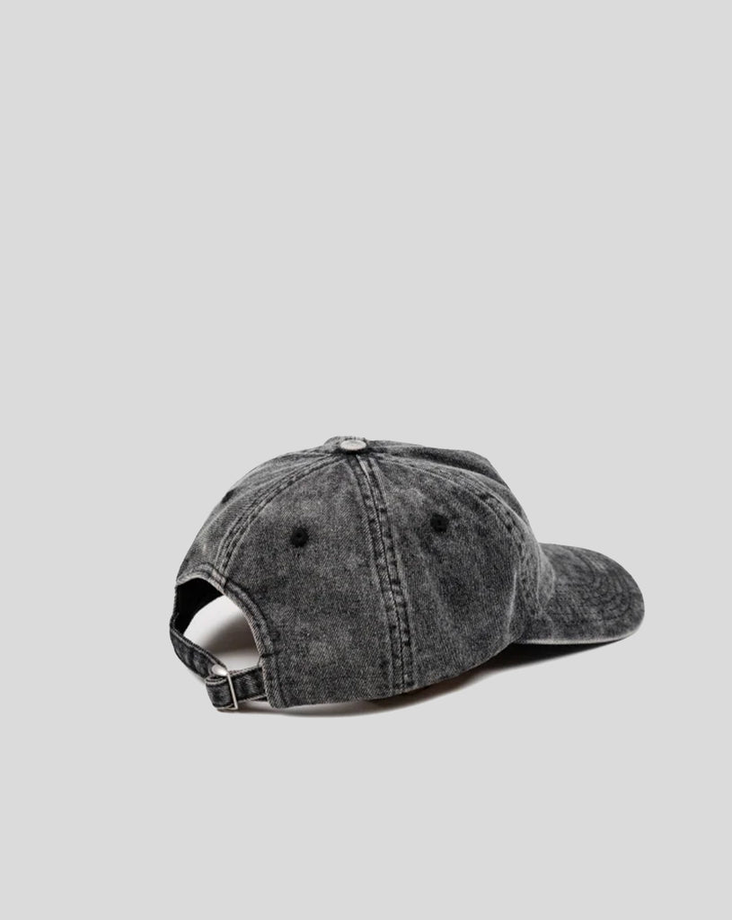 Caps Lips - Bleach Black