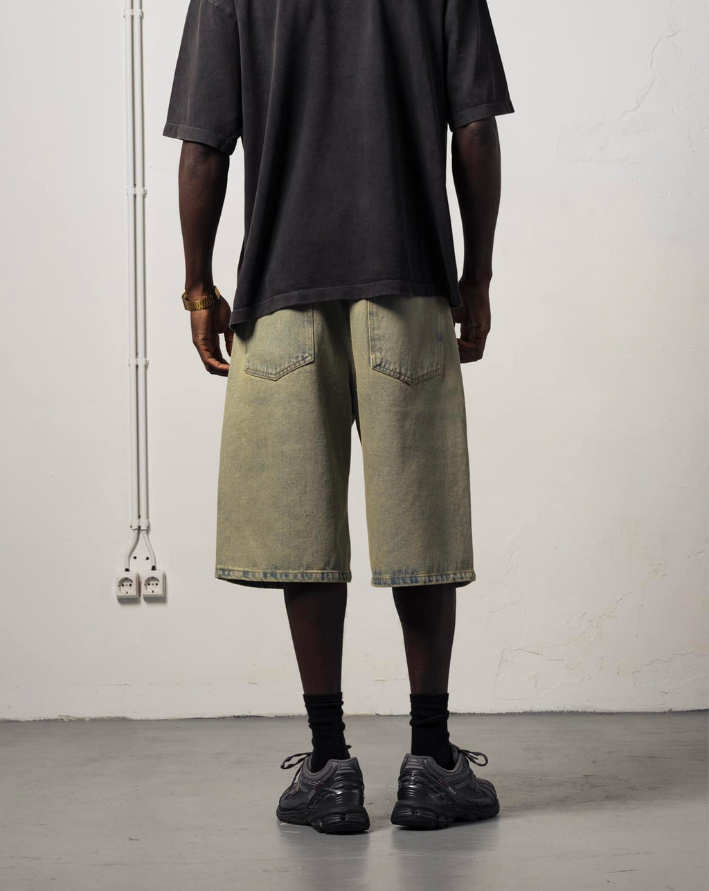 Dirty - Washed Denim