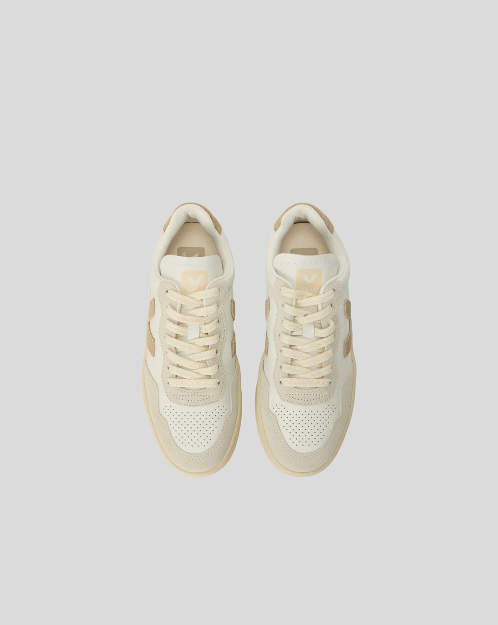 V-90  W - White taupe