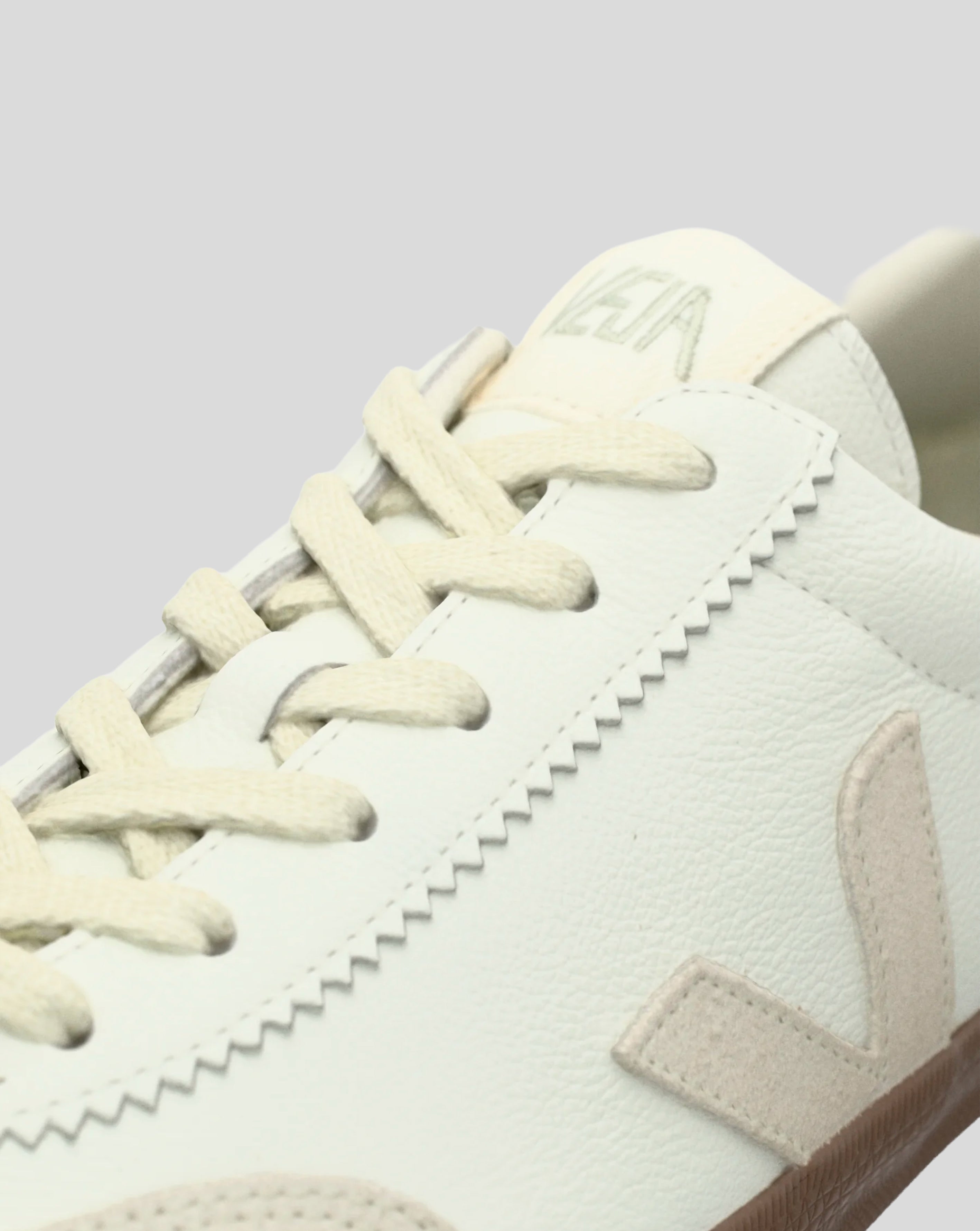 Volley - White Natural Bark