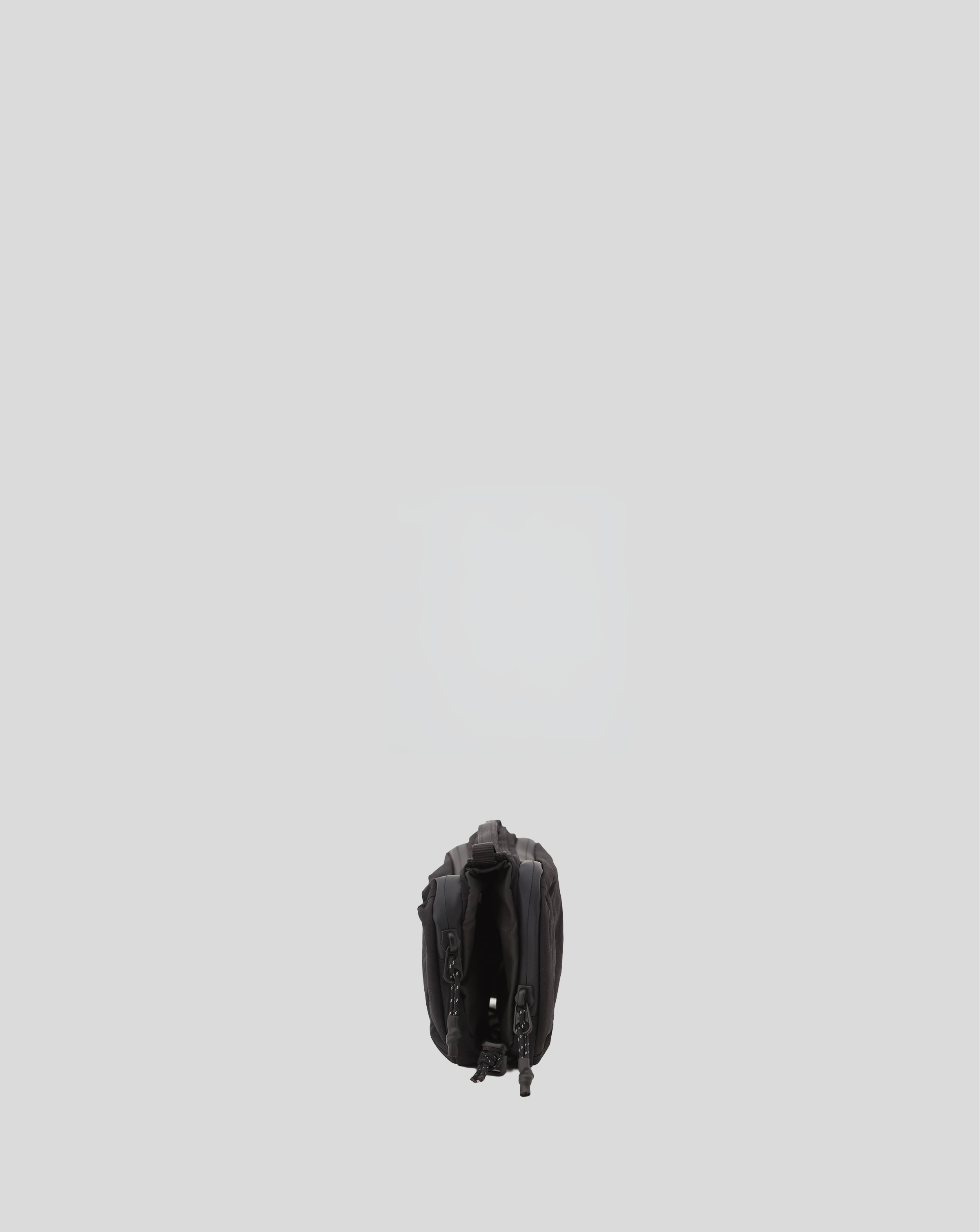 Topologie - Bottle M - Black - Papery