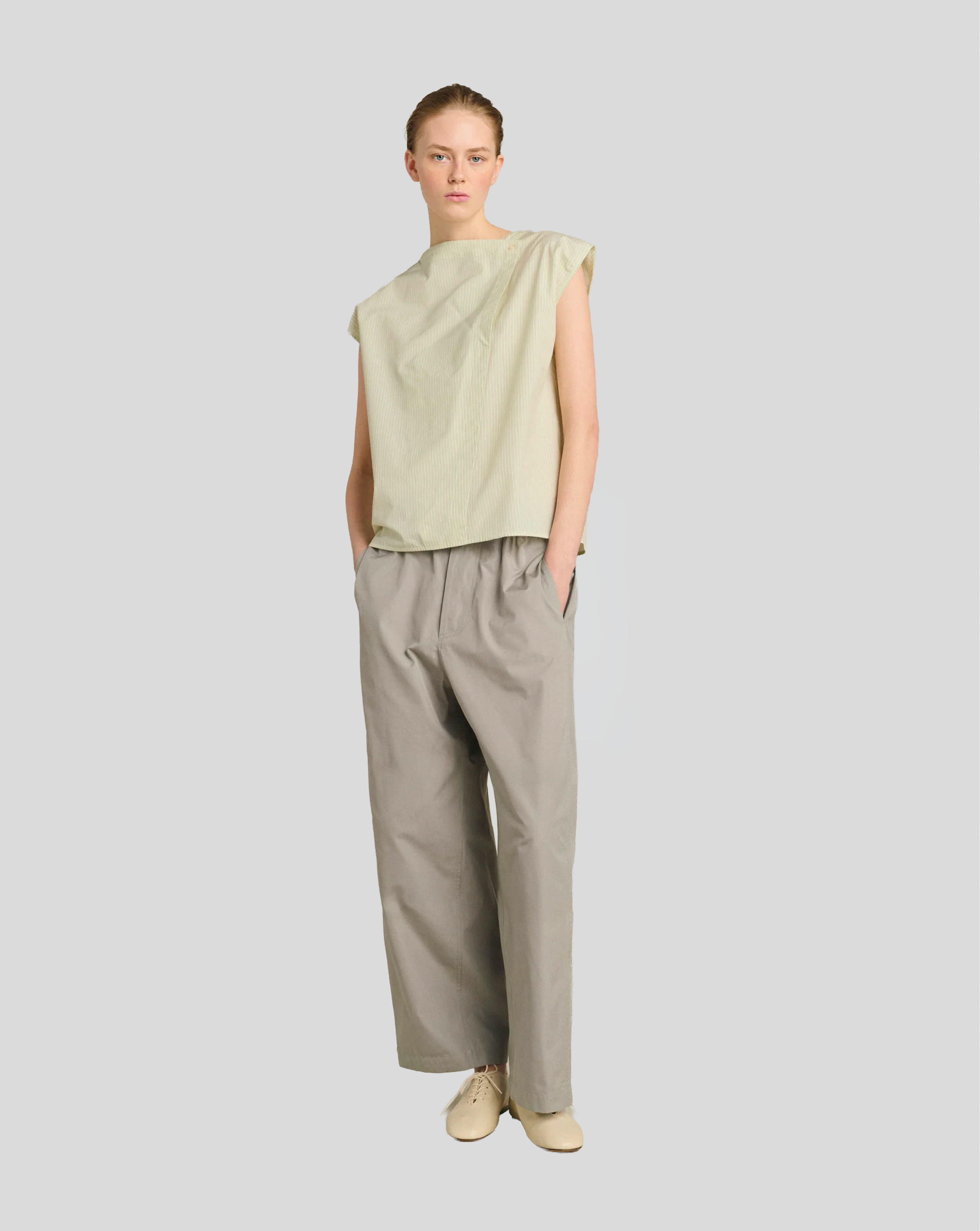 Soeur - Hugues - Gris