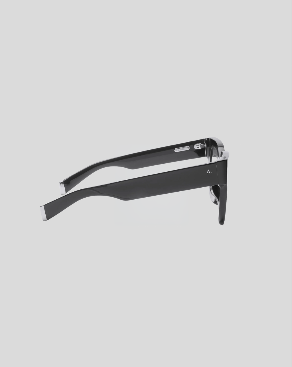 Tate - Black
